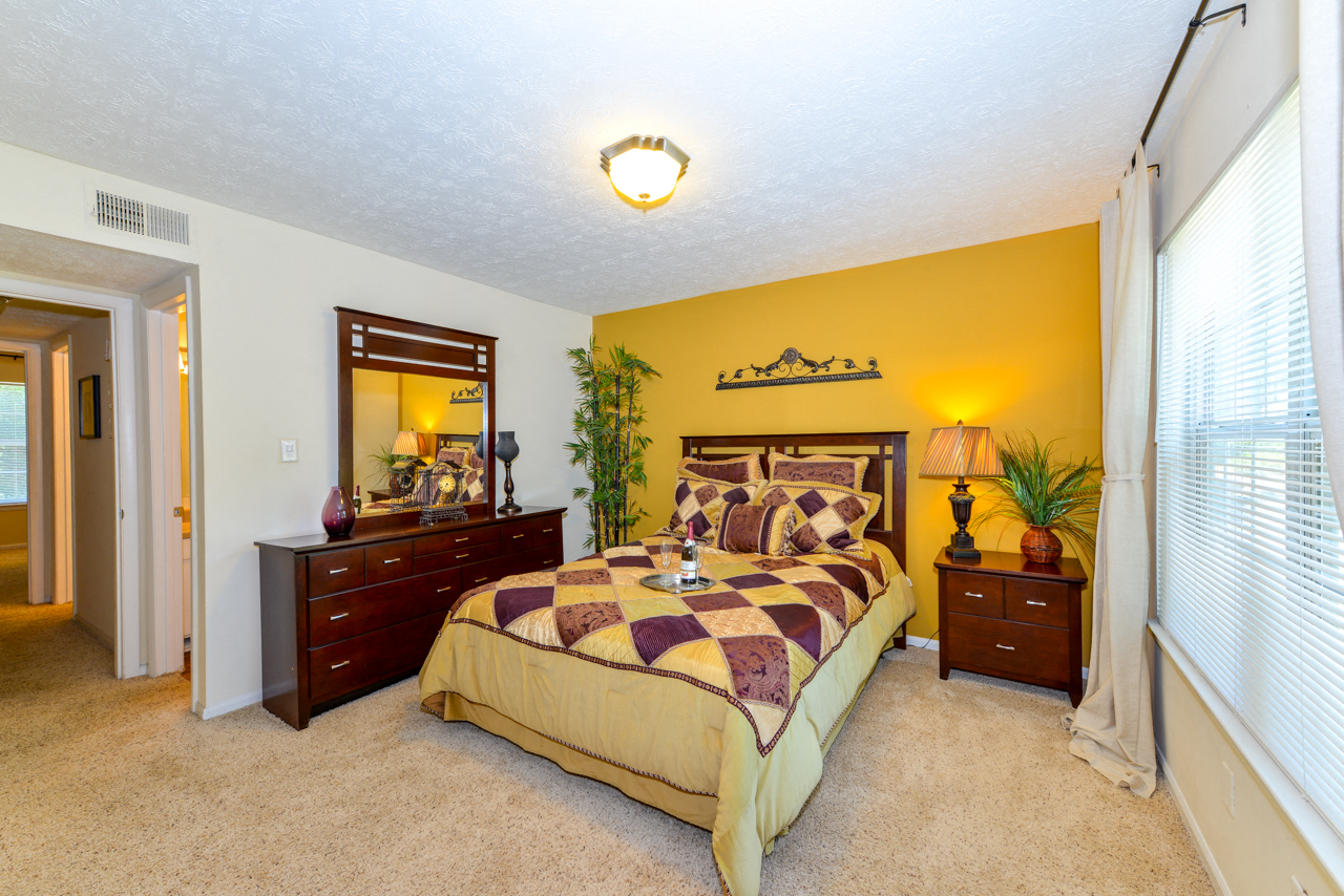 Maplewood Pointe Apartment Homes, 221 Upper Riverdale Road, Jonesboro